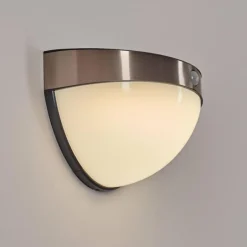 Applique murale d'extérieur Pori LED Chrome, 1 lumière, Détecteur de mouvement