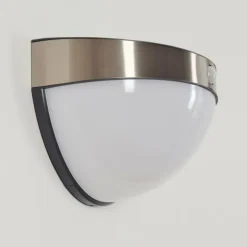 Applique murale d'extérieur Pori LED Chrome, 1 lumière, Détecteur de mouvement