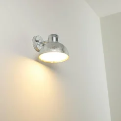 Applique murale d'extérieur Fezzou Zingué, 1 lumière