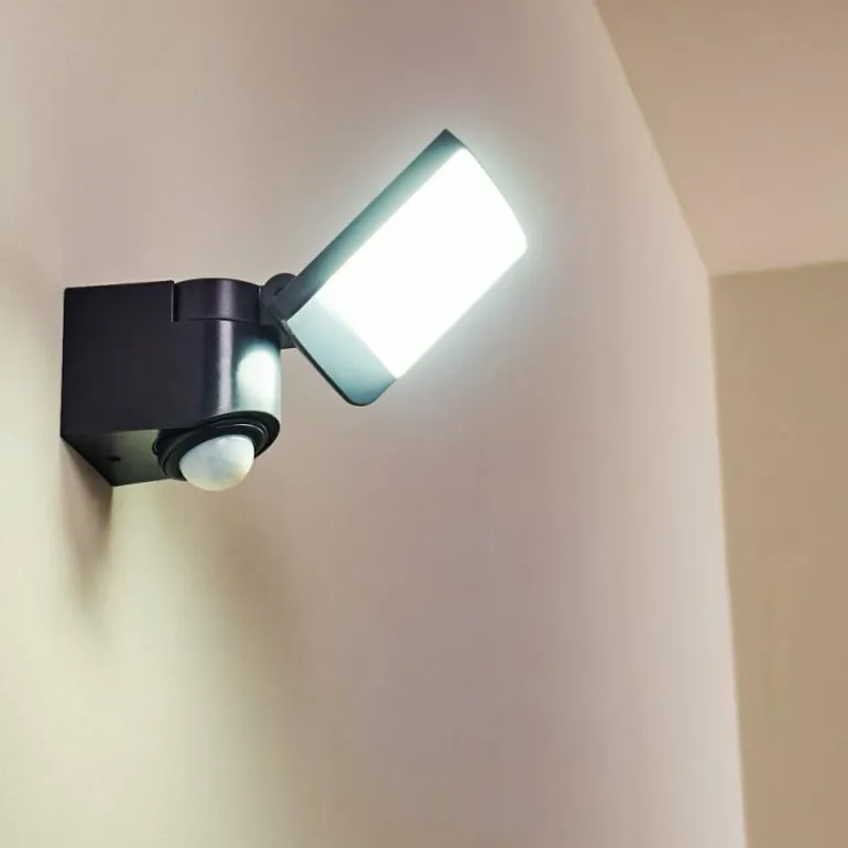 Applique murale d'extérieur Larvik LED Anthracite, 1 lumière, Détecteur de mouvement