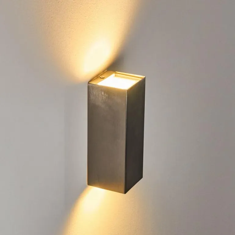 Applique murale d'extérieur Bogachiel LED Acier brossé, 1 lumière