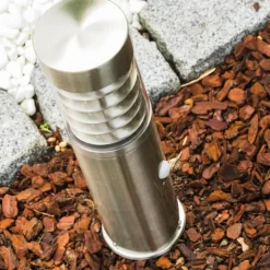 Borne d'éclairage Dakar Acier inoxydable, 1 lumière, Détecteur de mouvement