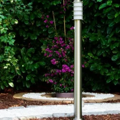 Borne d'éclairage Tunes Acier inoxydable, 1 lumière, Détecteur de mouvement