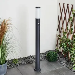 Borne lumineuse Gaborone Anthracite, 1 lumière, Détecteur de mouvement