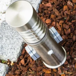 Dakar Borne lumineuse, Lampadaire Acier inoxydable, 1 lumière, Détecteur de mouvement